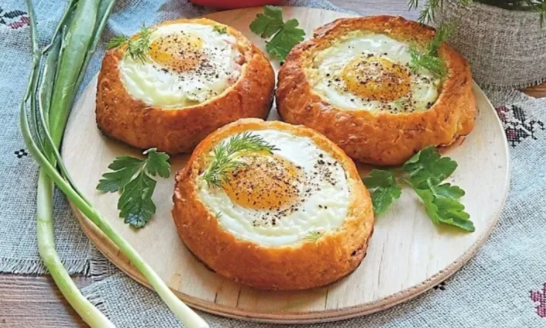 БУЛОЧКИ С ЯЙЦОМ смотреть онлайн