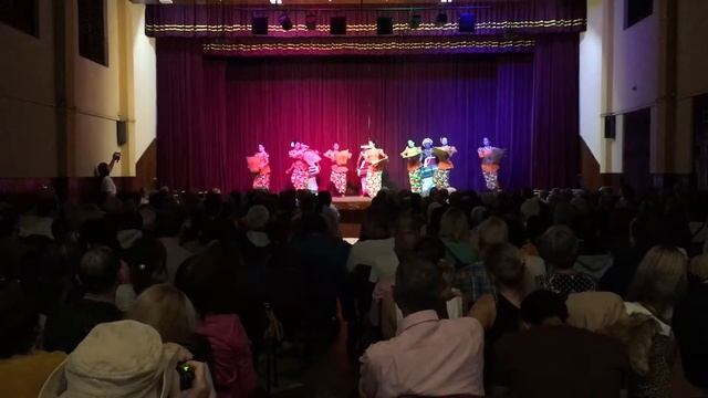 Ланкийский традиционный танец / Sri Lanka dance смотреть онлайн