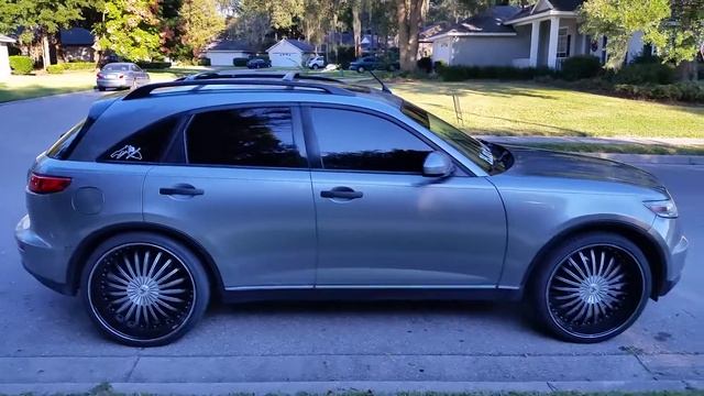 Infiniti FX 35 headrest TVs completed смотреть онлайн