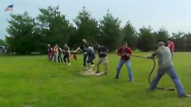 Tug-O-War Game :] смотреть онлайн