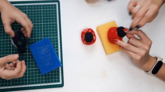 Как Сделать Новогоднюю Игрушку Из Шерсти/Новичок/Сухое Валяние/Снегирь и Пингвин из Шерсти смотреть онлайн