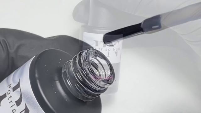 Вырезаем и закрепляем отрывную фольгу на ногти смотреть онлайн