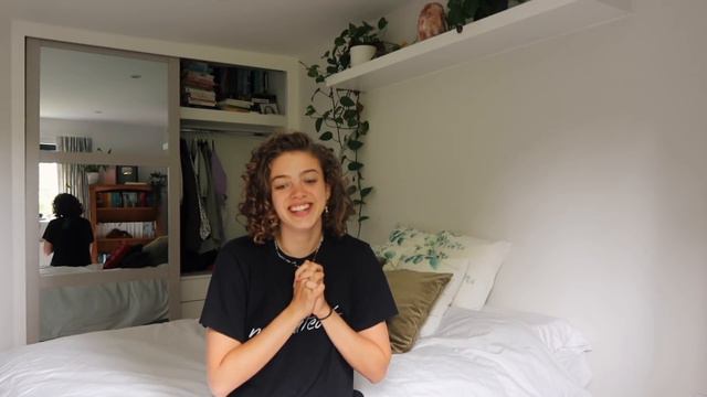 i cut my hair short and published a #1 bestselling book. what a WEEKEND смотреть онлайн