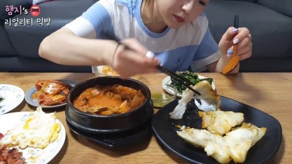 리얼먹방:) 햄지네 백반 (ft. 김치찌개,생선구이,시금치무침,소세지,계란후라이,김)ㅣkorean home mealㅣREAL SOUNDㅣASMR MUKBANGㅣ