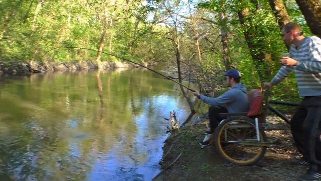 ✅Диван на колёсах ? Расколбас и море позитива обеспечено ☺ Вело-Рикша смотреть онлайн