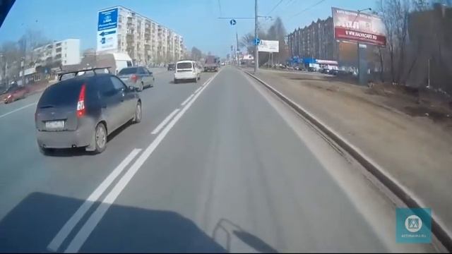 Поворот направо через выделенную полосу смотреть онлайн