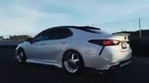 Еду на тойоте камри