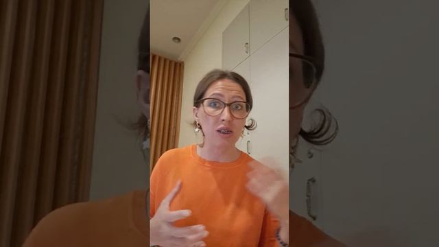 Девушка хочет обсудить проблему, но мужчина не понимает чего от него хотят? Психология отношений смотреть онлайн