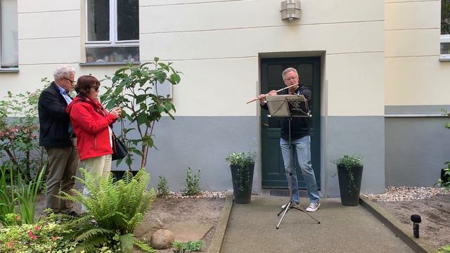 F. A. Hoffmeister "Duo Concertante for flute & viola in G Major" I Allegro – Lindner, Hoffmann – HS смотреть онлайн