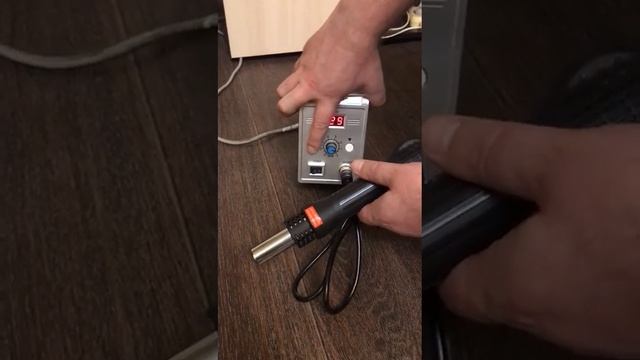 Паяльный фен 858D смотреть онлайн
