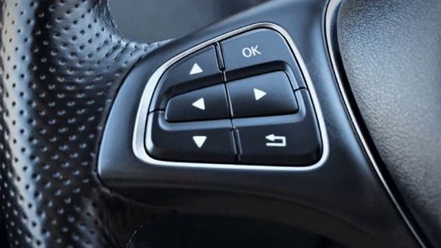 Mercedes Benz Vito 111 CDI LONGA SELECTION para Venda na Via Centro смотреть онлайн