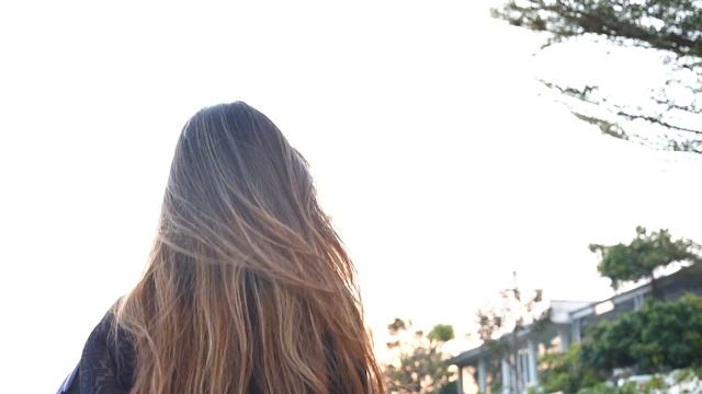 Jacqueline's Sanctuary | Terbang indah di Semarang, bareng "sponsor" смотреть онлайн