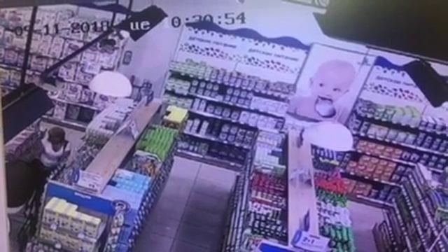 Кража кошелька из коляски смотреть онлайн