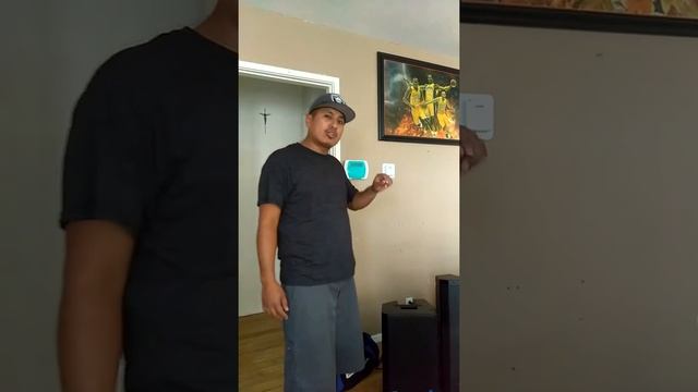 QSC k10.2 2000w vs EV zlx-15p 1000w смотреть онлайн