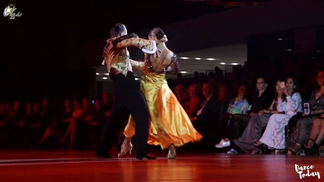 Riccardo Cocchi - Yulia Zagoruychenko | Paso Doble | 2019 смотреть онлайн