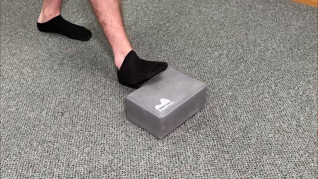 How to Fix Back of Knee Pain in 30 SECONDS смотреть онлайн