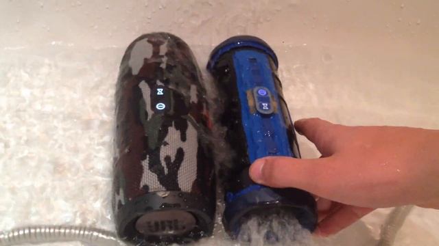 2X JBL Charge 3 TL and GG Water test. Mine is blue TL that is on LFM aswell. смотреть онлайн