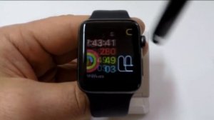 Настройка циферблатов в меню Apple Watch