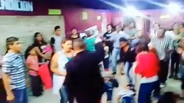 Evangelista Jose Luis Ferreyra, avivamiento en Las Rosas/Santa Fe смотреть онлайн