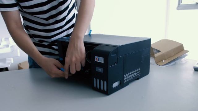 TECH DAY : EPSON L3210 All in One Printer Scanner Unboxing смотреть онлайн
