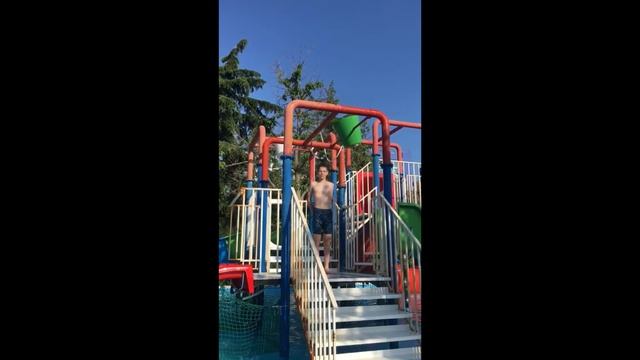 Аквапарк. Севастополь 2021г.mp4 смотреть онлайн