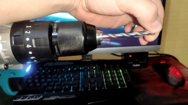 Лучший Китайский Бесщеточный Шуруповерт. Теперь можно забить на топовые бренды.