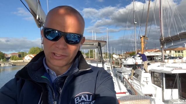 Marans - Francia Atlantica - base a mare del Cantiere Catana смотреть онлайн