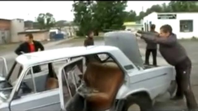 цыгани не хотели одавать свою машыну ментам смотреть онлайн