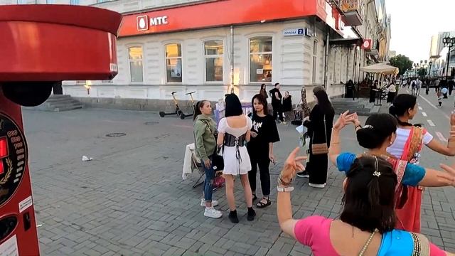 Вечерние харинамы после работы в Екатеринбурге, Эпизод 3, 29.07.2022. Harinam after work. смотреть онлайн