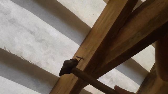 как забивать гвозди на бантине, стропиле смотреть онлайн