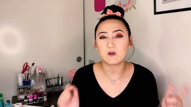 Lash Artist Talks About Adhesives