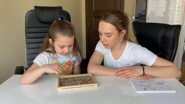 Рамка с зашумлением-паутинкой для тренировки зрительного гнозиса смотреть онлайн