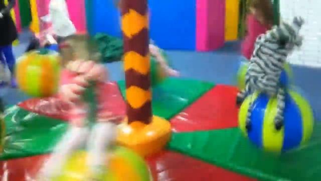 Ну и Зебра...из Мадагаскара смотреть онлайн