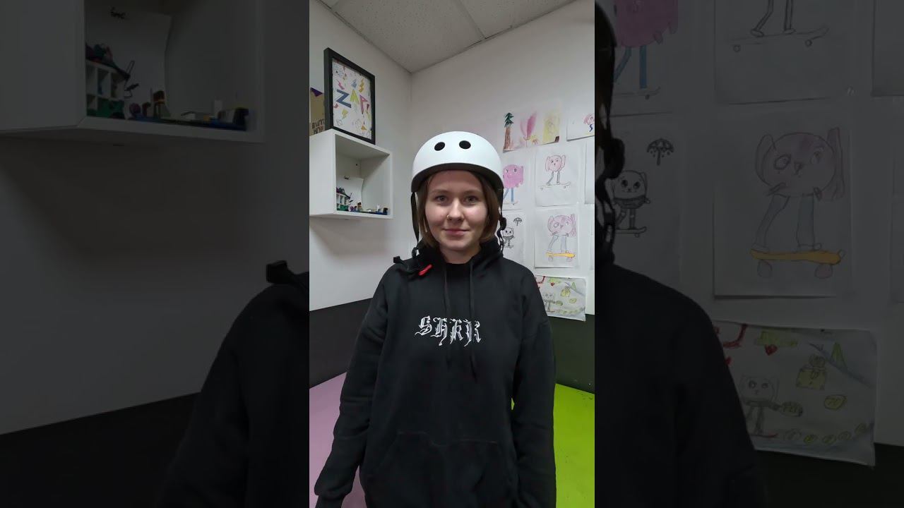 Шлемы от Shkura Prod в скейт-парке Bunny Hop смотреть онлайн