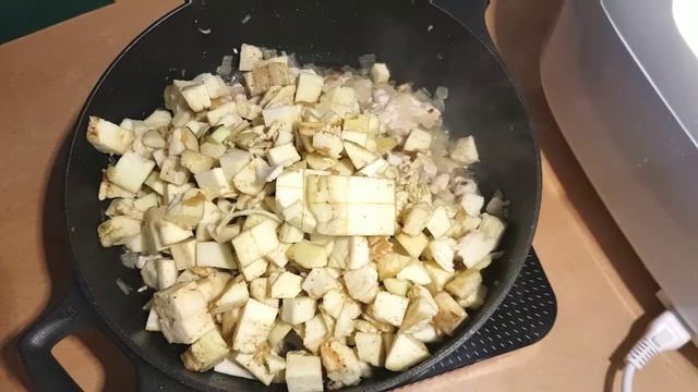 Лодочки из баклажанов с курицей, овощами и сыром??? смотреть онлайн