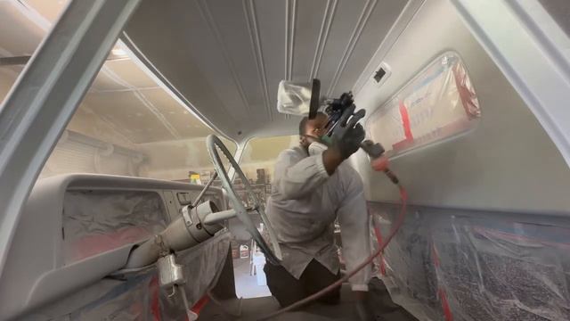 1966 Chevy C10 inside cab paint day смотреть онлайн