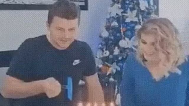 Как потушить свечи за один раз.... смотреть онлайн