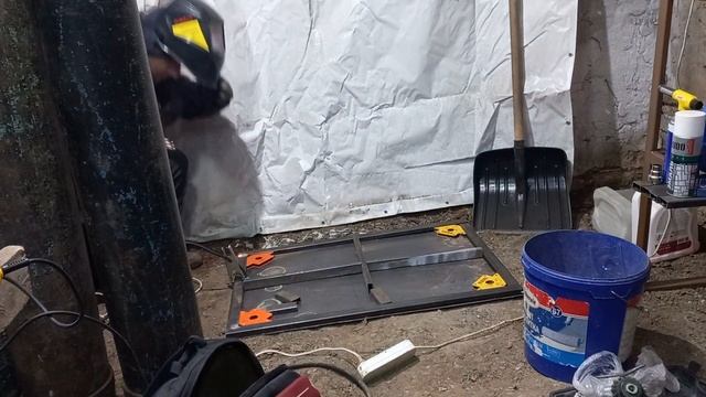 Сварочный стол своими руками из профильной трубы/DIY welding table смотреть онлайн