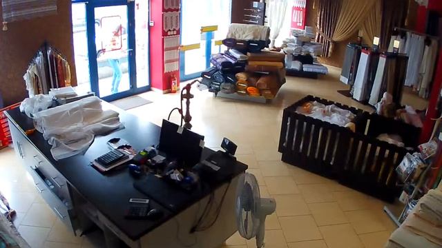Камера AXIS M1004 с Wi Fi смотреть онлайн