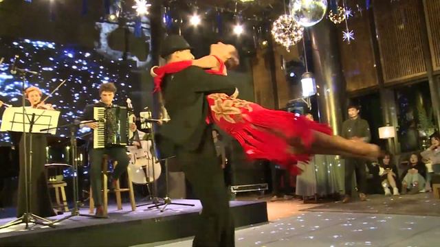 White arrow tango (Denis Davydov&The Gardel Trio) смотреть онлайн