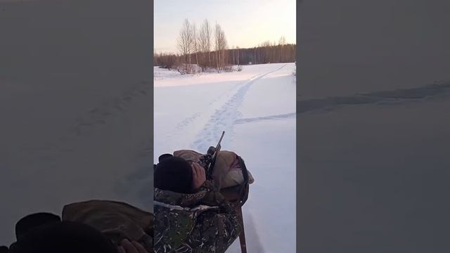 не удачная охота, сожгли наш лесной домик. ночёвка в холодном доме в -39° смотреть онлайн