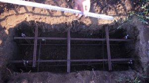 Установка и заливка бетонного основания под памятник. ООО "ЕвроСервис" г.Магнитогорск