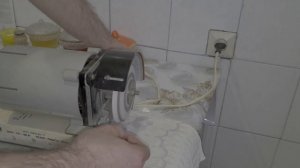 Разболталась, оторвалась, вылетела, расшаталась, ручка входной двери