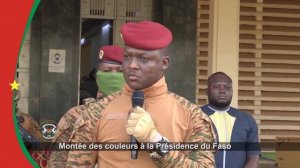 Подъём флага во дворце президента Буркина-Фасо 6 ноября 2023