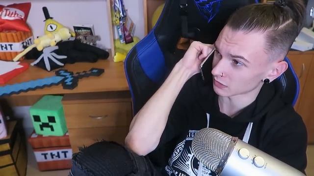 ЭТО МАЙНКРАФТ НА ЧАСЫ APPLE WATCH! ОН ВЫШЕЛ! смотреть онлайн