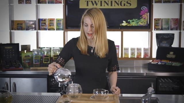 How to make the Perfect Green Tea - Twinings Foodservice смотреть онлайн