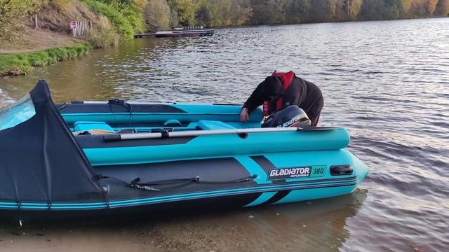 Мотор GLADIATOR 9.9 15лс обкатка и замер скорости смотреть онлайн