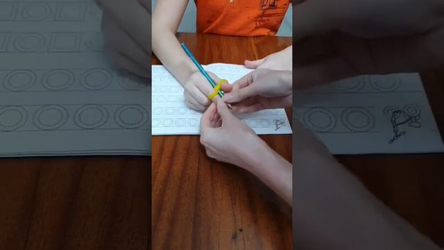Как научить ребёнка держать ручку правильно? смотреть онлайн
