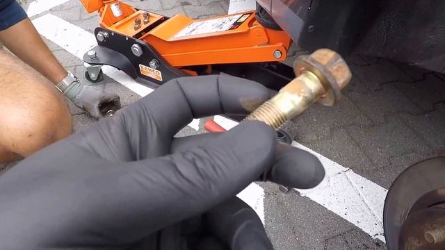 Achsmanschette wechseln Nissan Micra K11 | CV Boots replacement смотреть онлайн