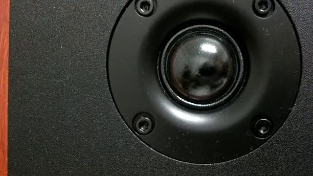 Gene Edifier R1900TV Speaker 2.0 Vocal Test смотреть онлайн